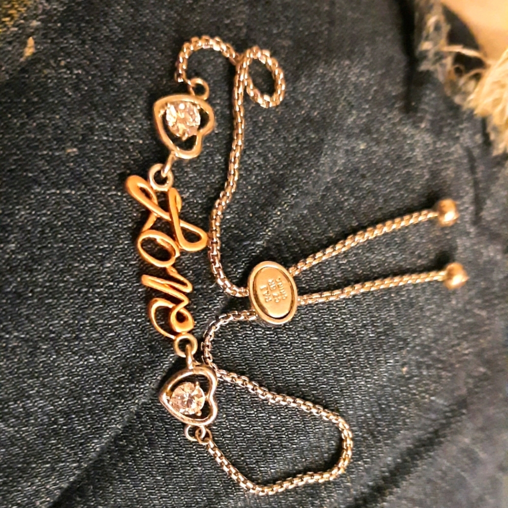 Bracelet never worn